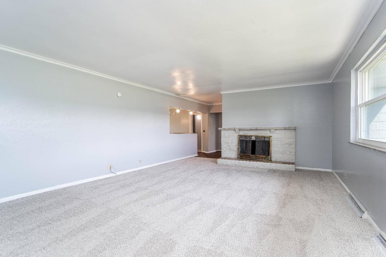8579 Cincinnati Columbus Road West Chester, OH 45069 - Photo 5 of 26
