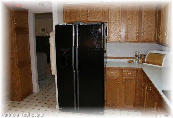 5373 Dutton Road Gregory, MI 48137 - Photo 12 of 22 Kit-Fridge
