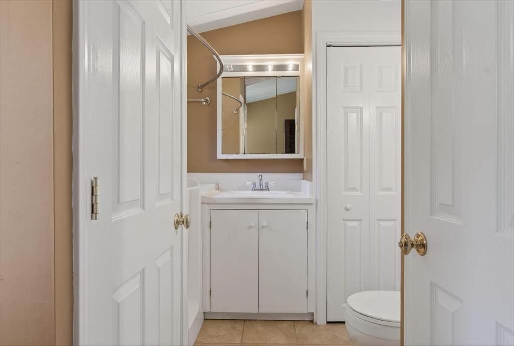 139 Bailey Road Holden, MA 01520 - Photo 18 of 40