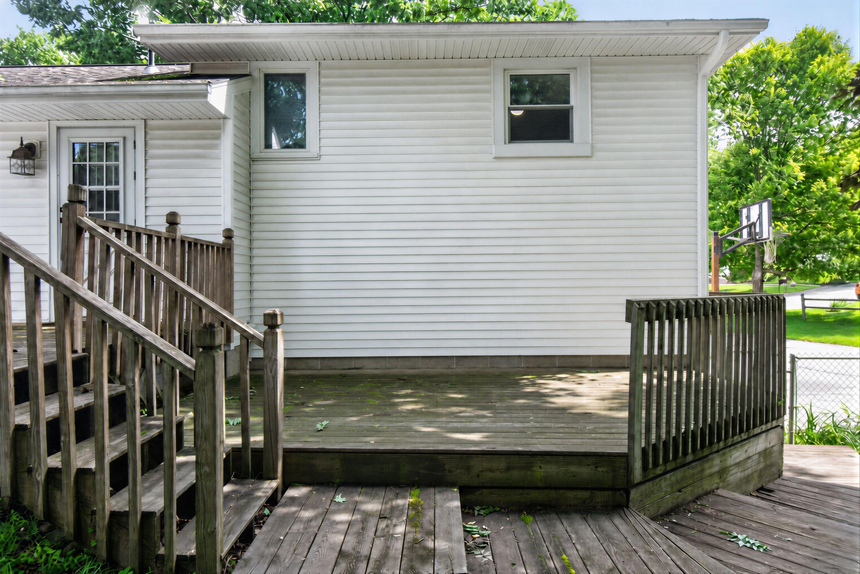 2000 Cascade Drive Jackson, MI 49203 - Photo 32 of 37 REimagineHome_1783357859412_2x