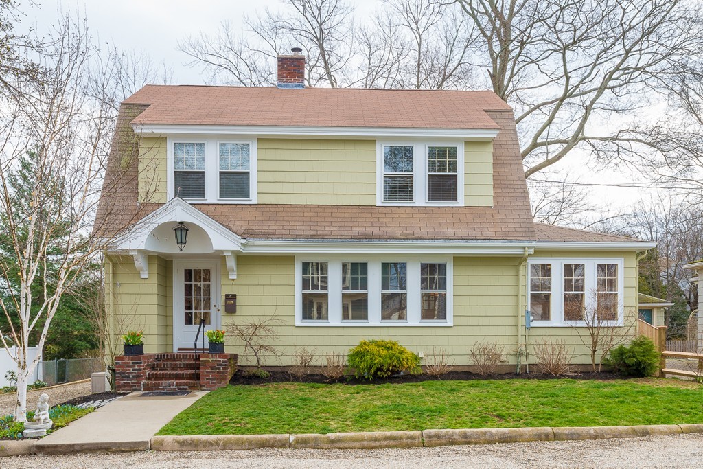 7 Merrill Road Marblehead, MA 01945 - Photo 1 of 23