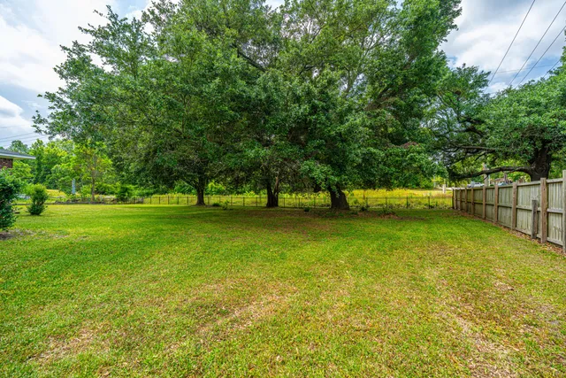 $499,900 | 5823 Lakeview Drive, Hanahan, SC 29410