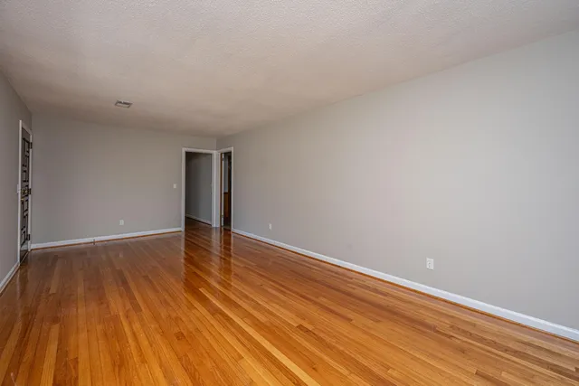 $499,900 | 5823 Lakeview Drive, Hanahan, SC 29410