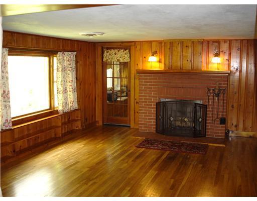 74 McLellan Road Gorham, ME 04038 - Photo 4 of 20 Living Room.