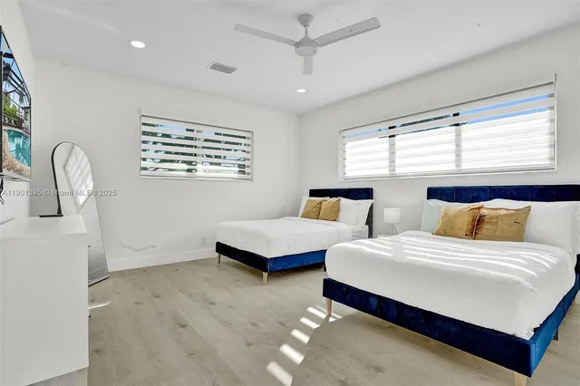 $13,995 | 1141 North North Lake Drive, Hollywood, FL 33019