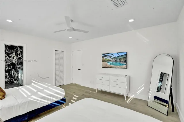 $13,995 | 1141 North North Lake Drive, Hollywood, FL 33019