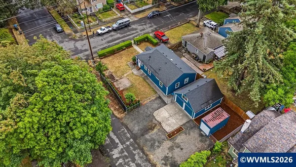 $425,000 | 905 20th Street Southeast, Salem, OR 97301