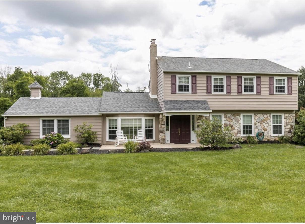 1402 Ponds Edge Road West Chester, PA 19382 - Photo 1 of 17 Gallery Image 1