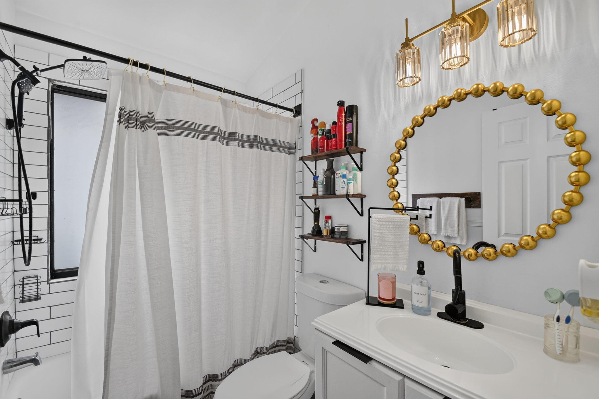 907 Harbour Pointe Way Greenacres, FL 33413 - Photo 42 of 87 Guest Bathroom