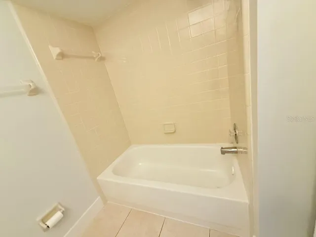 $2,100 | 109 Lakepointe Circle, Kissimmee, FL 34743