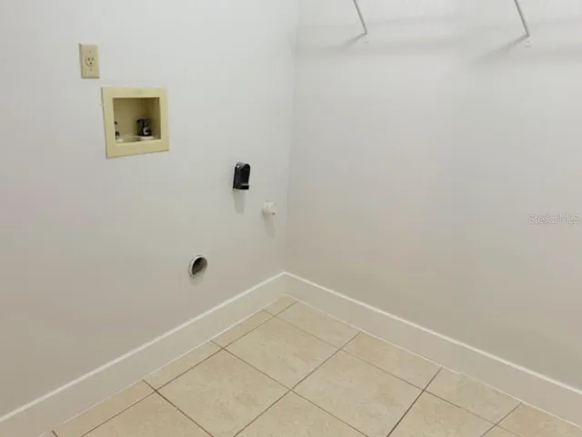 $2,100 | 109 Lakepointe Circle, Kissimmee, FL 34743