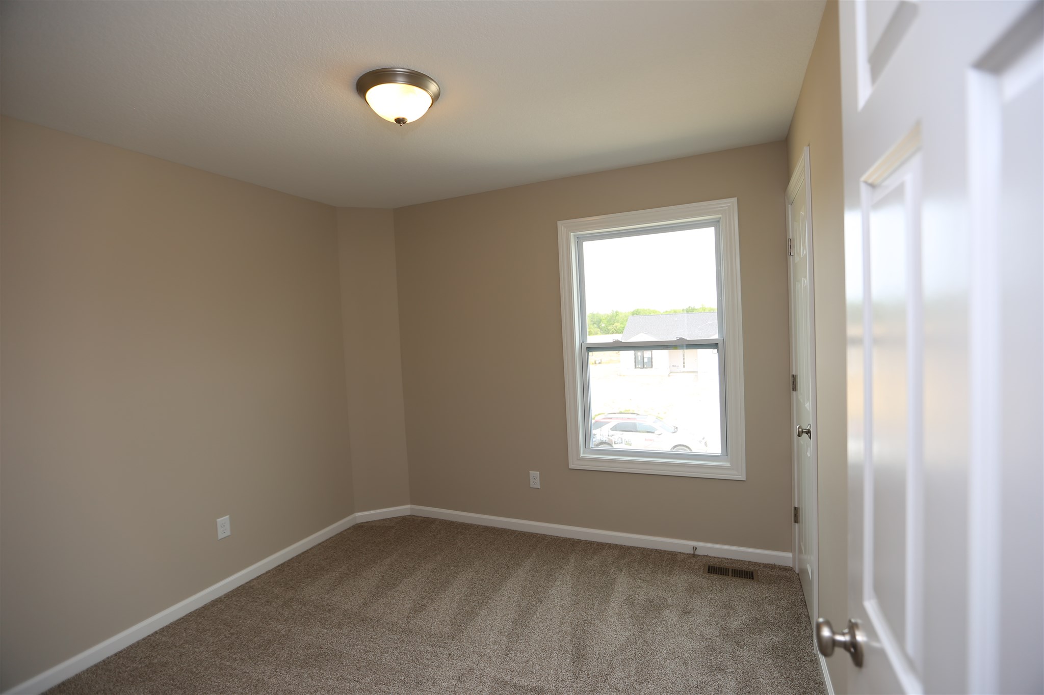 2045 Rittenhouse Place Huntertown, IN 46748 - Photo 13 of 16