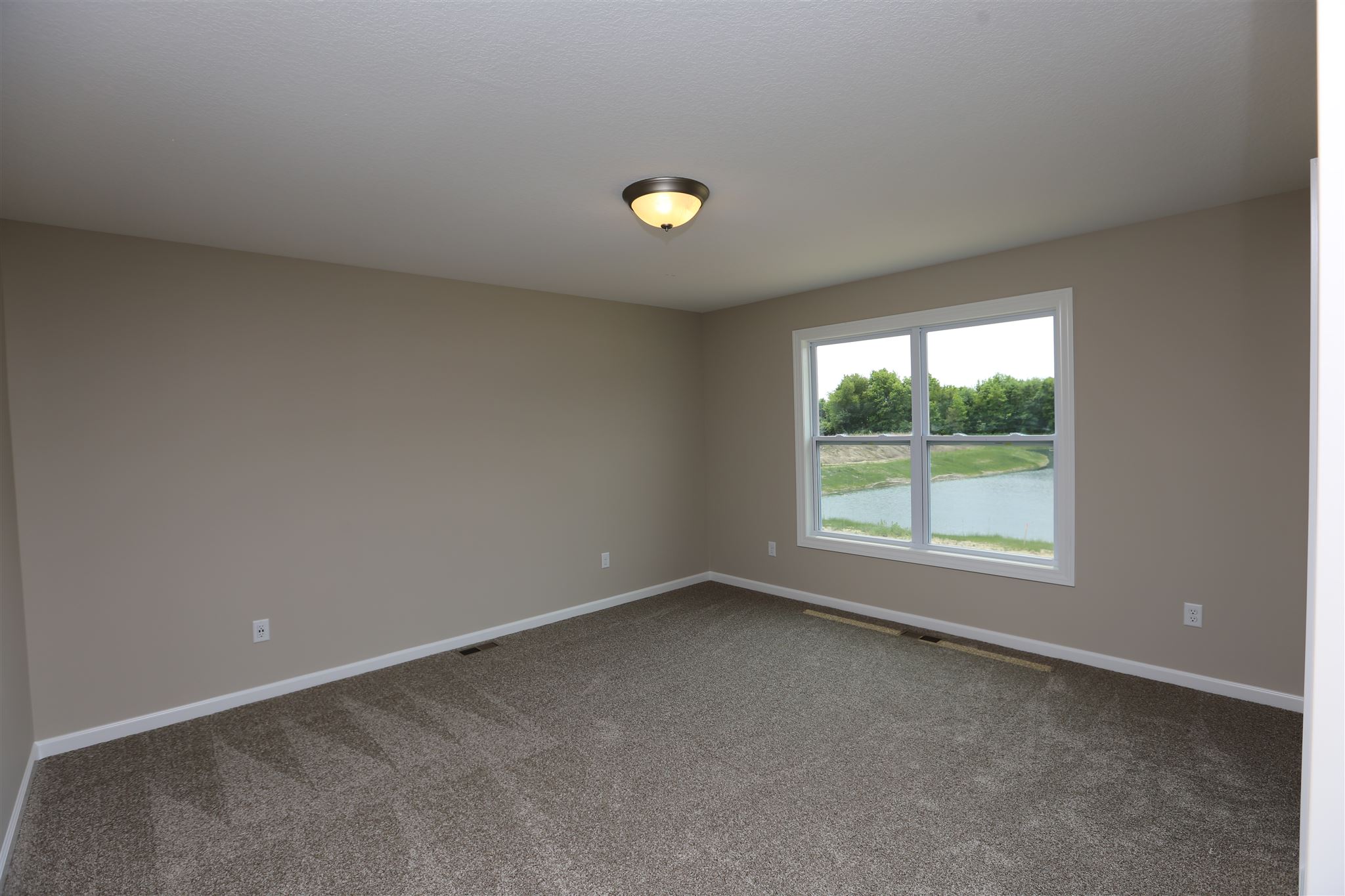2045 Rittenhouse Place Huntertown, IN 46748 - Photo 10 of 16
