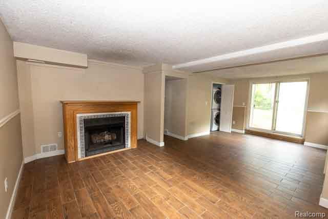 1160 Miller Road Lake Orion, MI 48362 - Photo 13 of 27