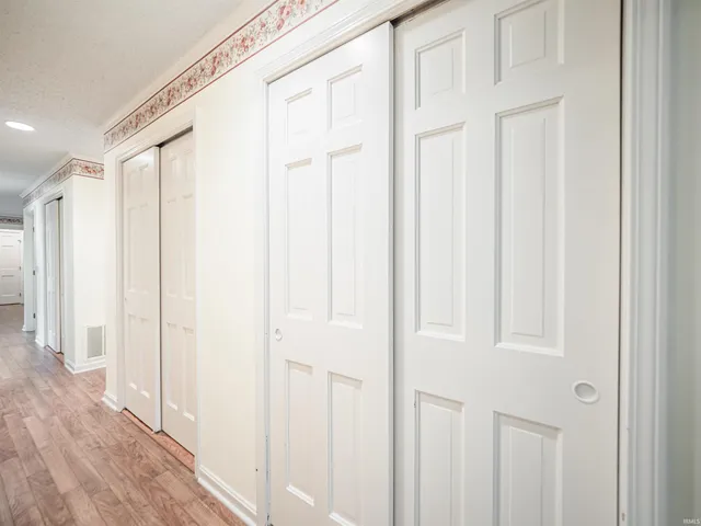 $169,900 | 6704 Newburgh Road, Evansville, IN 47715