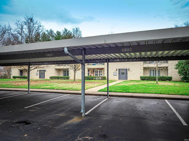 $169,900 | 6704 Newburgh Road, Evansville, IN 47715