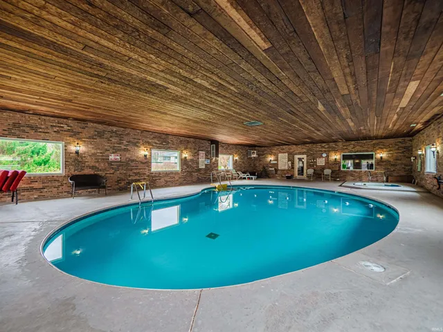 $169,900 | 6704 Newburgh Road, Evansville, IN 47715