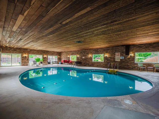 $169,900 | 6704 Newburgh Road, Evansville, IN 47715