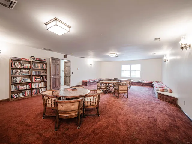 $169,900 | 6704 Newburgh Road, Evansville, IN 47715