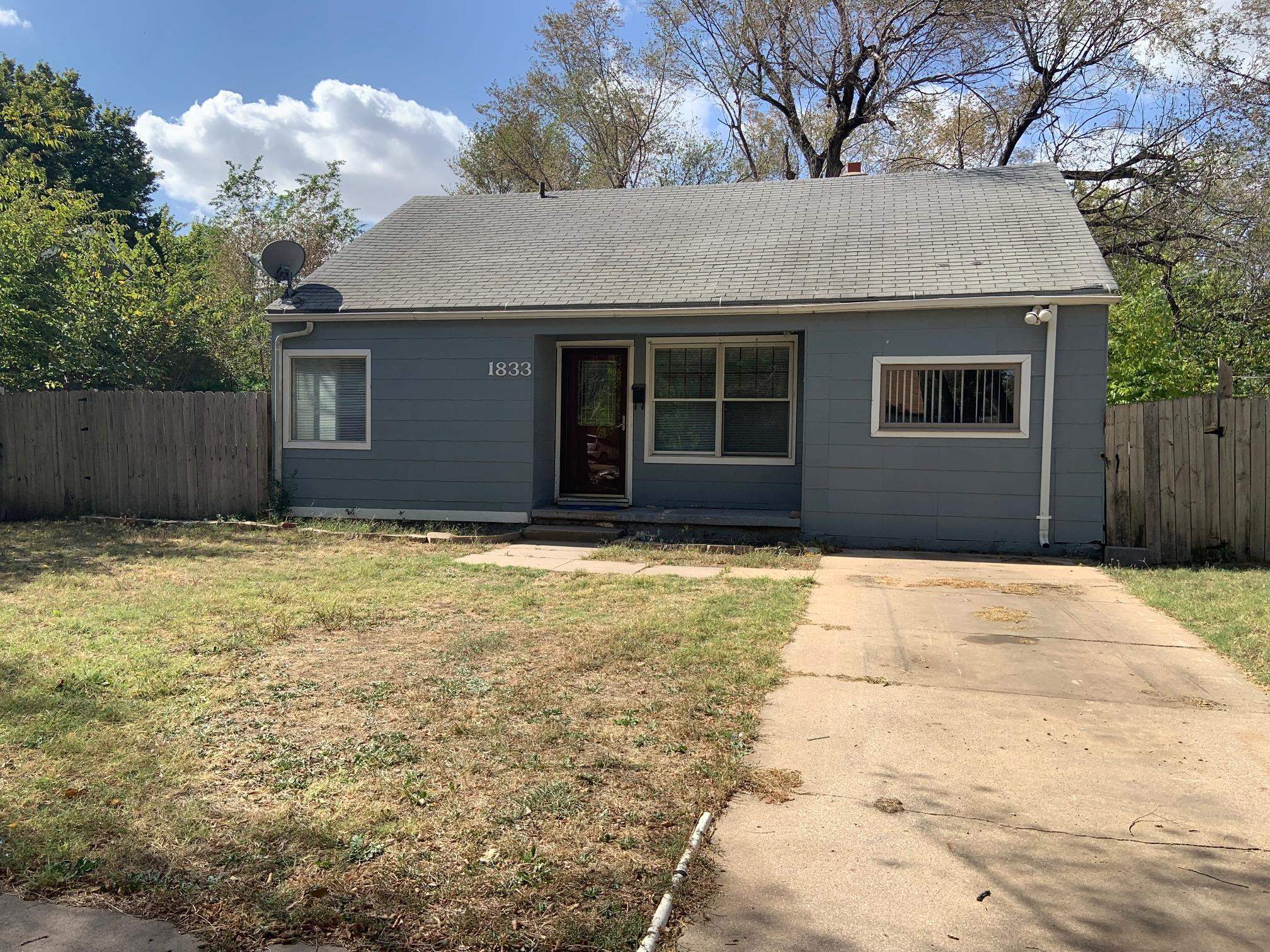 1833 South Vine Street Wichita, KS 67213 - Photo 1 of 14