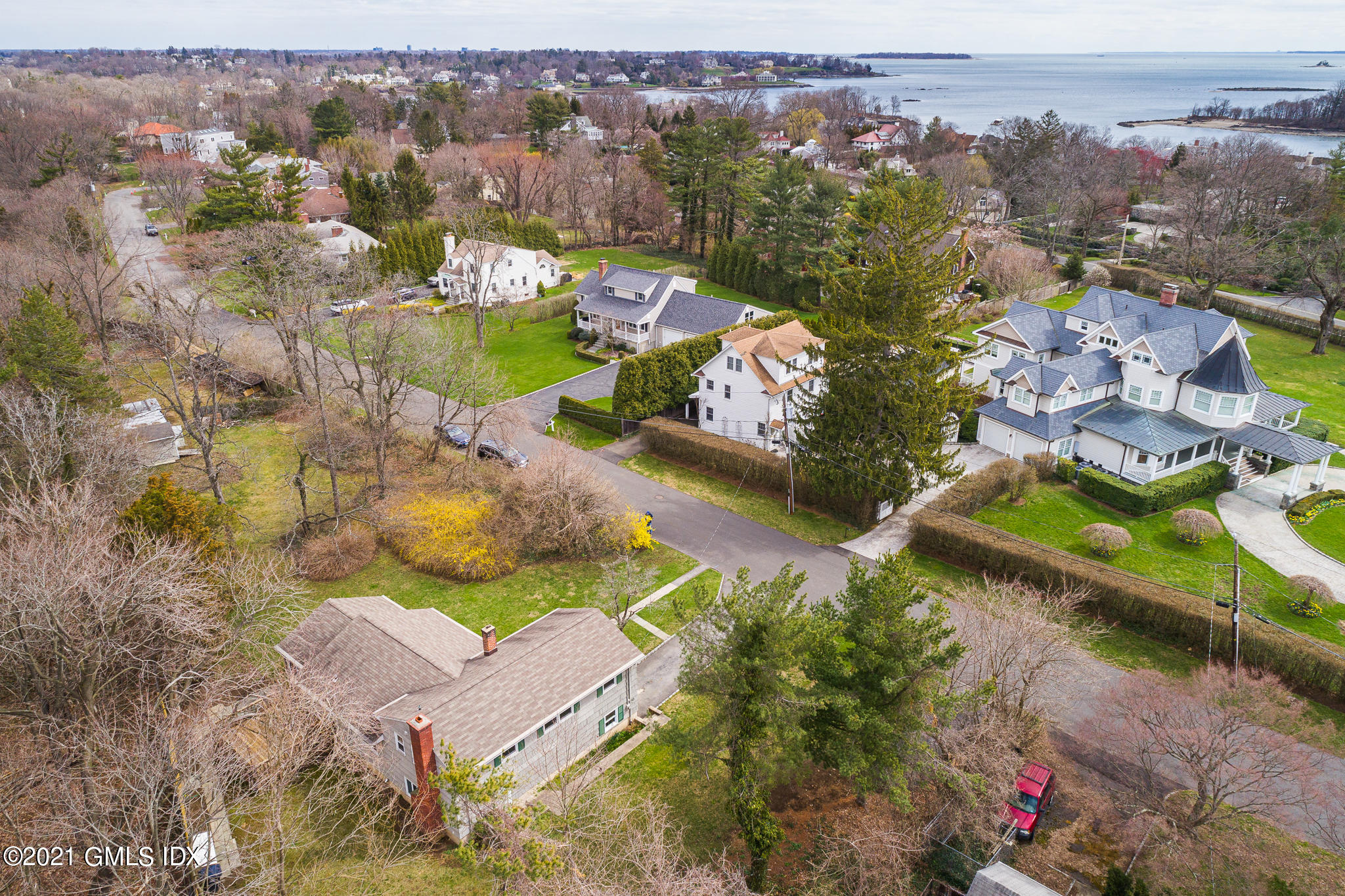 1 Norias Road Greenwich, CT 06830 - Photo 27 of 41 an aerial view of residential houses with outdoor space