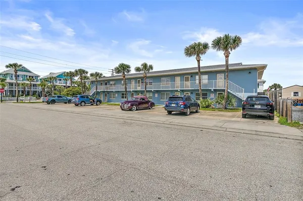 $1,395 | 112 7th Street South, Unit 9, Flagler Beach, FL 32136