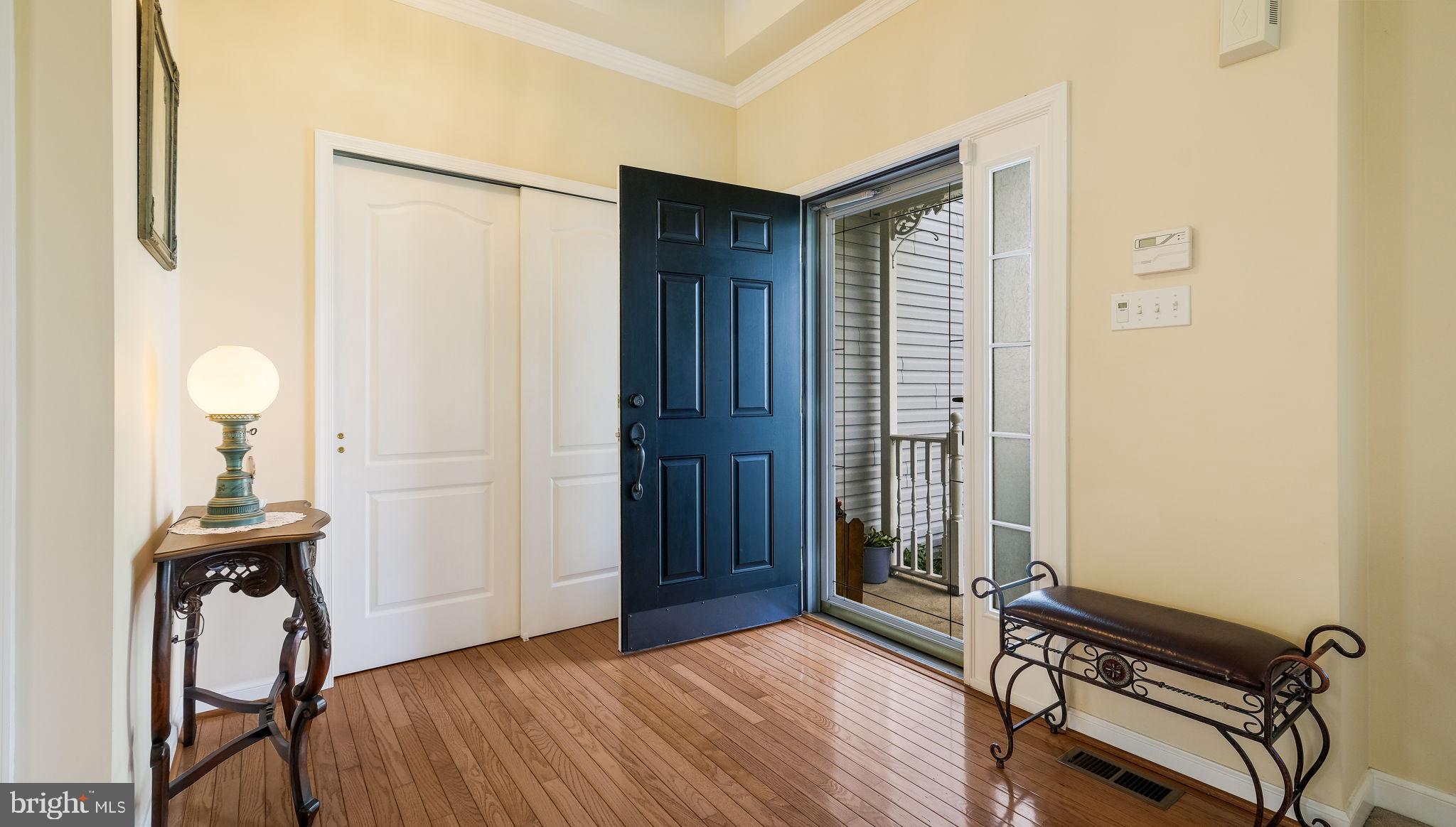 4504 Old Oak Road Doylestown, PA 18902 - Photo 5 of 40 Bright, airy, 9ft ceilings