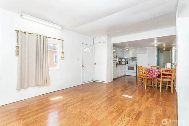 $107,500 | 5920 200th Street Southwest, Unit 37, Lynnwood, WA 98036