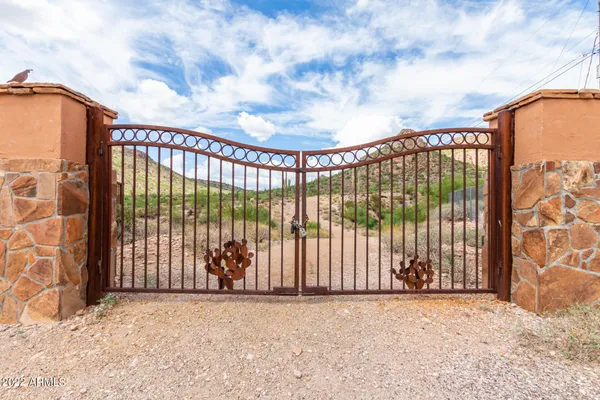 $599,000 | 0 North Idaho Road, Unit 6, Apache Junction, AZ 85119