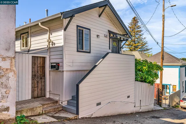a view of a house with a garage