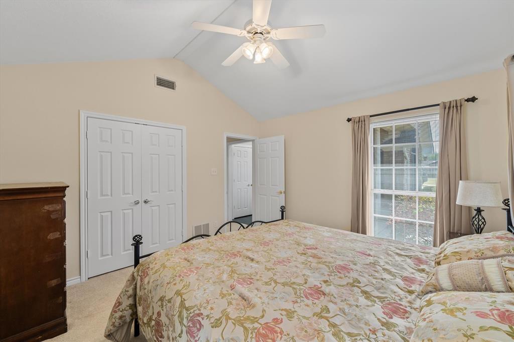 271 VZ County Road Canton, TX 75103 - Photo 26 of 40 a bedroom with a bed and a window