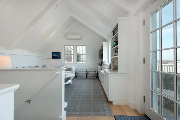 $4,995,000 | 6 Sandsbury Road, Nantucket, MA 02554
