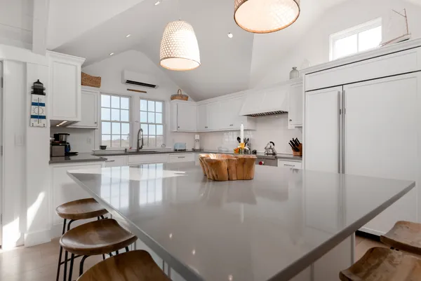 $4,995,000 | 6 Sandsbury Road, Nantucket, MA 02554