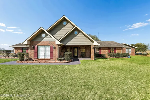 $995,000 | 5677 Highway 53, Poplarville, MS 39470