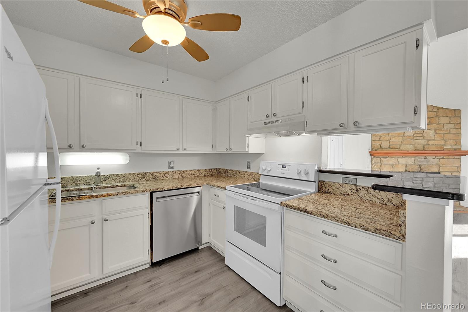 10251 West 44th Avenue, Unit 8206 Wheat Ridge, CO 80033 - Photo 6 of 29