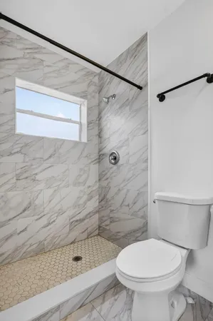 $3,000 | 291 Northwest 7th Court, Deerfield Beach, FL 33441