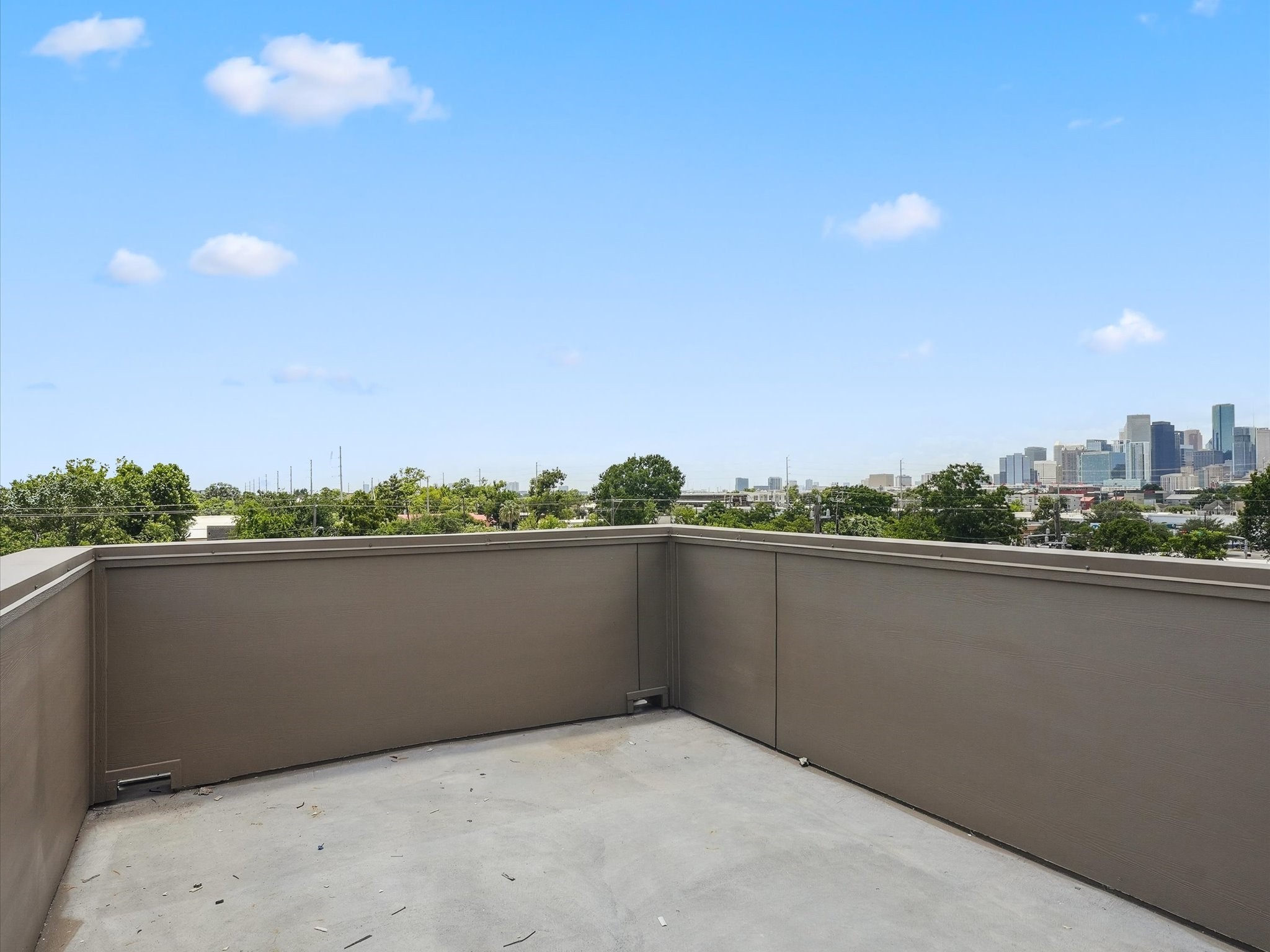 3510 Saltus Street Houston, TX 77003 - Photo 32 of 36 a view of lake and city