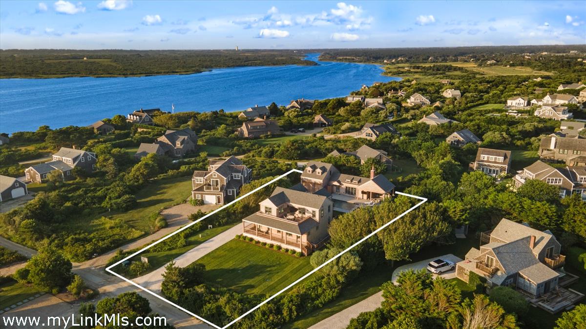 3 Tautemo Way Nantucket, MA 02554 - Photo 1 of 57 a view of a city