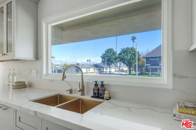 $2,299,000 | 4204 Olympiad Drive, View Park, CA 90043