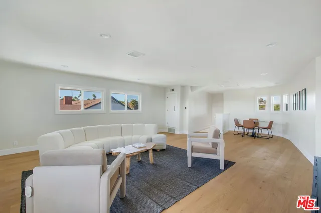 $2,299,000 | 4204 Olympiad Drive, View Park, CA 90043