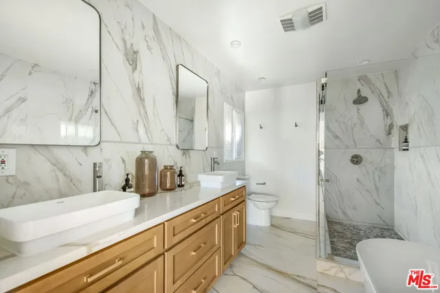 $2,299,000 | 4204 Olympiad Drive, View Park, CA 90043