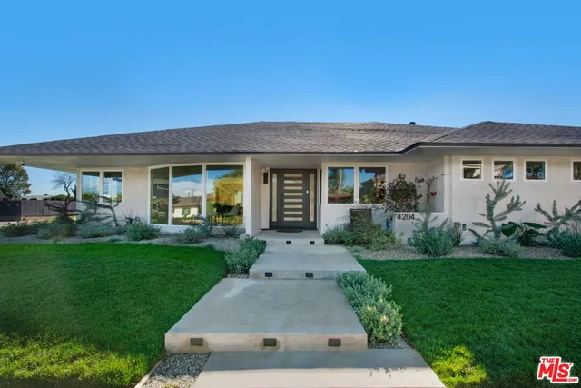 $2,299,000 | 4204 Olympiad Drive, View Park, CA 90043