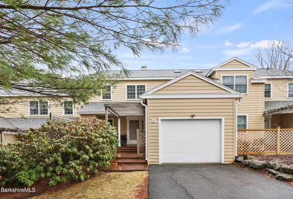 $595,000 | 1136 Barker Road, Unit 27, Pittsfield, MA 01201