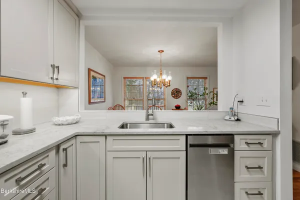 $595,000 | 1136 Barker Road, Unit 27, Pittsfield, MA 01201
