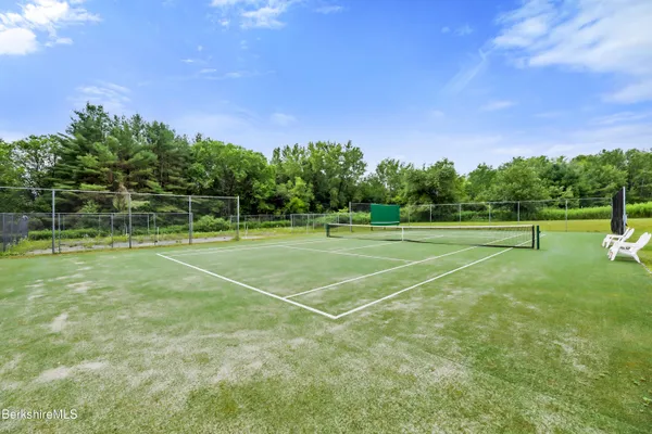 $595,000 | 1136 Barker Road, Unit 27, Pittsfield, MA 01201