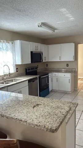 $2,900 | 4304 Creekside Boulevard, Kissimmee, FL 34746