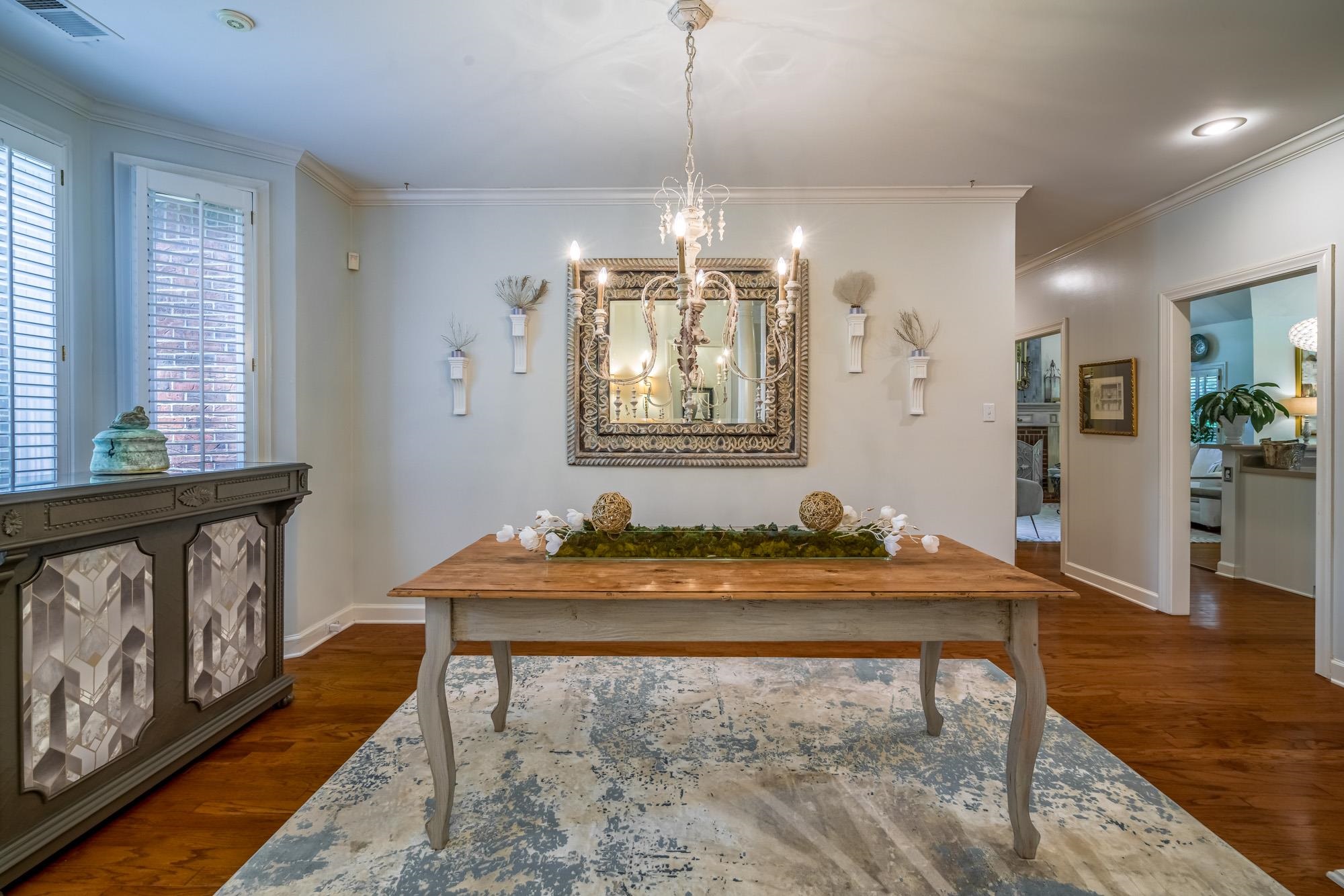 490 Brook Ridge Circle Memphis, TN 38018 - Photo 5 of 25 a room with furniture and window