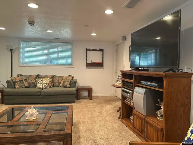 $599,000 | 130 Wilson Street, Lander, WY 82520