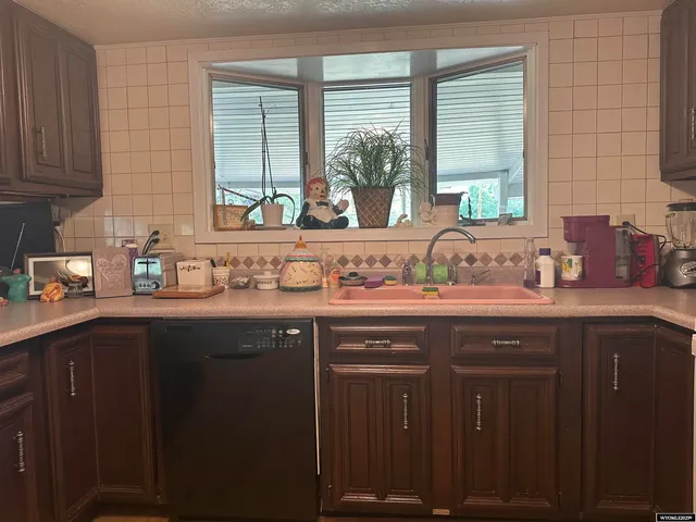 $599,000 | 130 Wilson Street, Lander, WY 82520