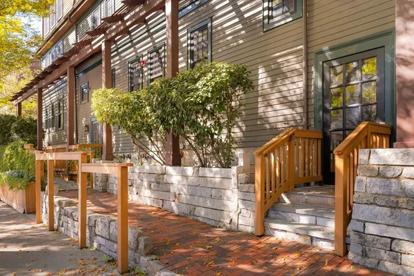$998,000 | 241 River Street, Unit 6, Cambridge, MA 02139